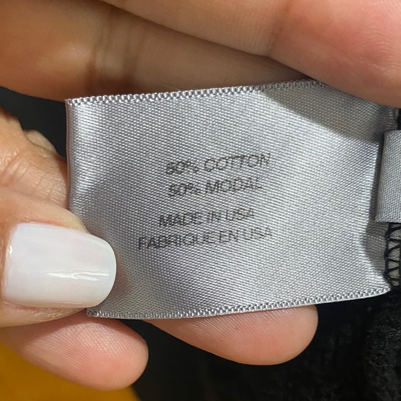 Pam & Gela Black Asymmetrical Relaxed Blouse - Picture 3 of 6